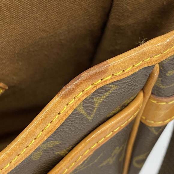 LOUIS VUITTON Brown Monogram Shoulder Bag - Picture 7 of 13